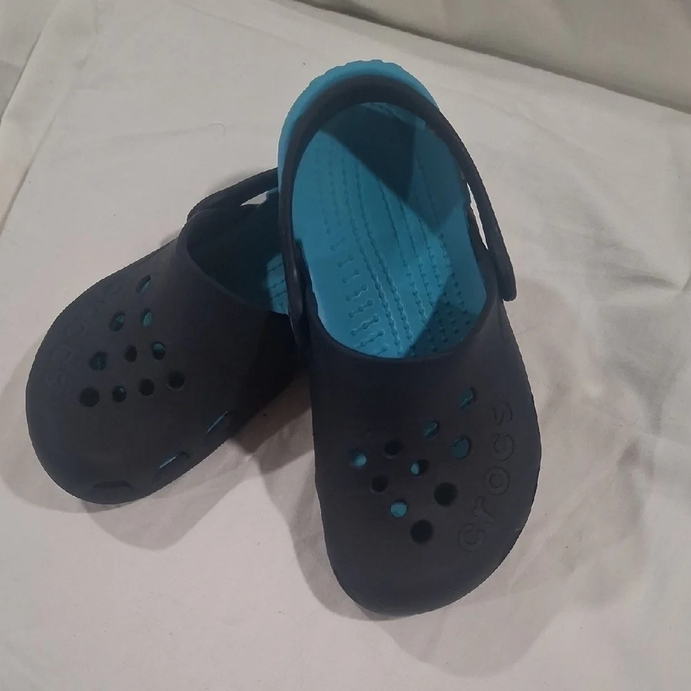CROCS Kids Dark Blue Water Shoes Size C11